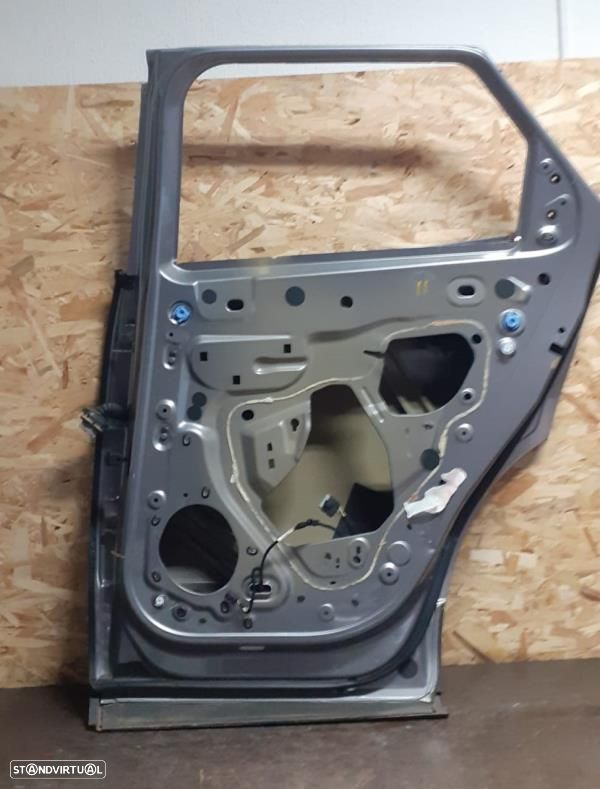 Porta Trás Dto Peugeot 3008 Suv (M_) - 4