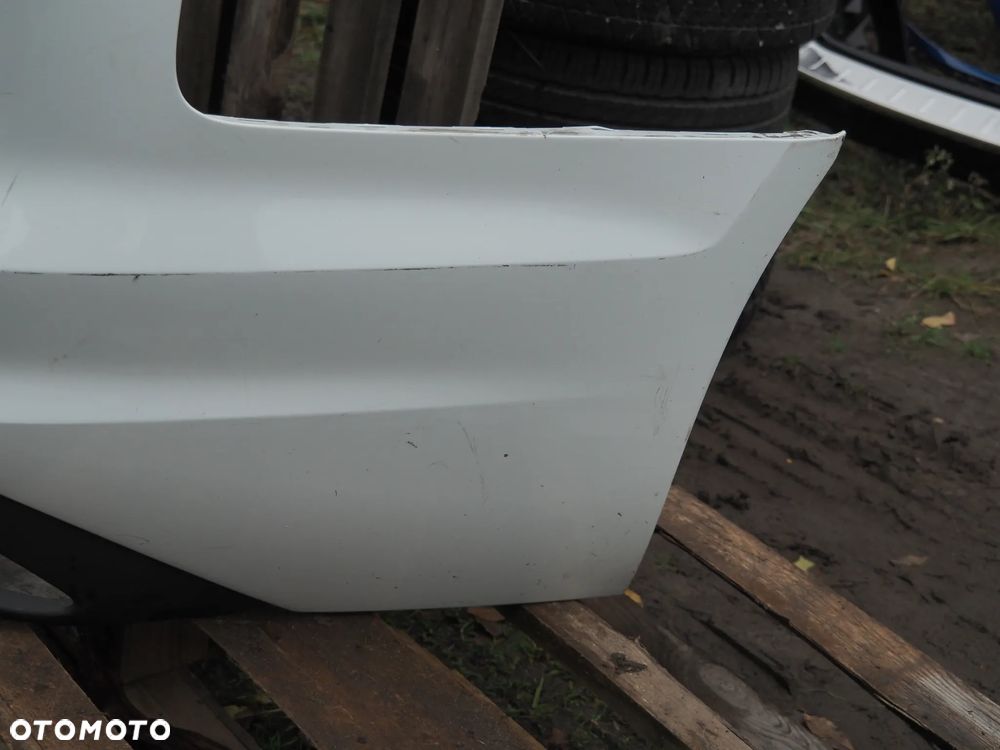 Zderzak tył tylny Audi A4 B9 Avant Kombi S-Line Ibisweiss - 8