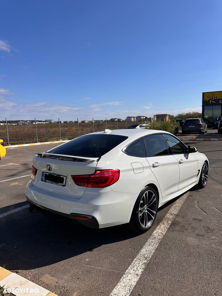 BMW Seria 3 330i xDrive AT M Sport Shadow - 3