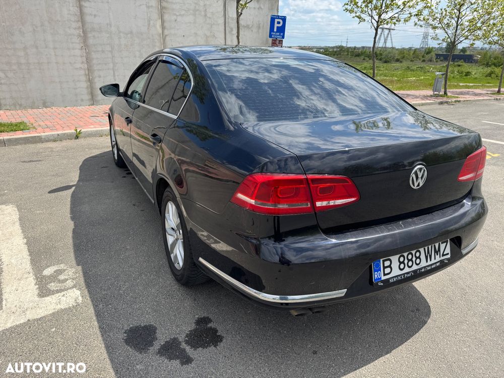 Volkswagen Passat 2.0 TDI DPF Blue TDI DSG Highline - 11