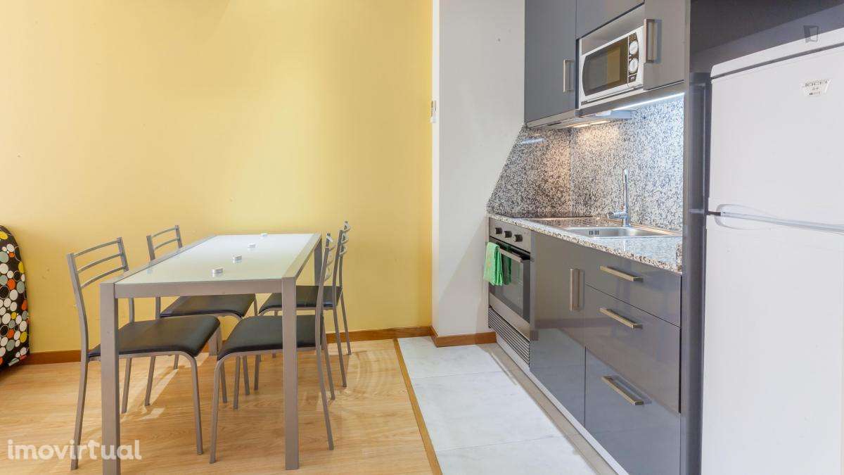 Casa com 1 quartos - localizado em Santo Ildefonso Porto - Grande imagem: 2/30