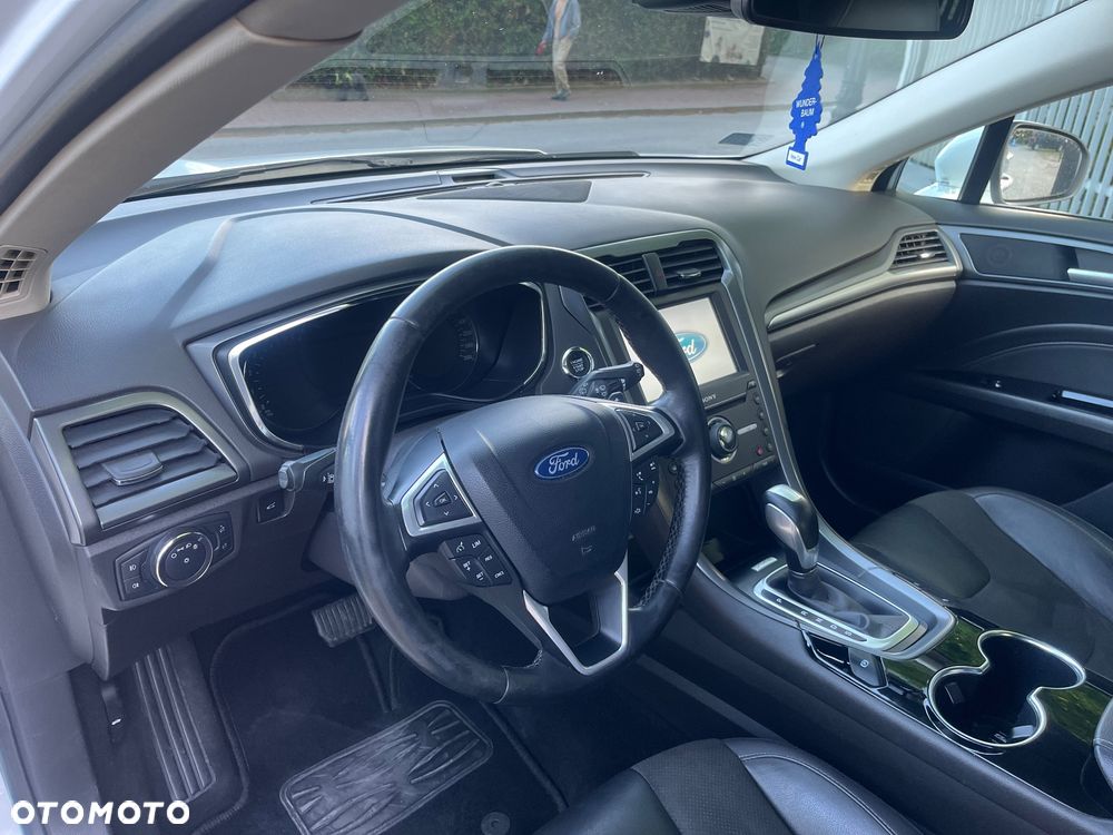 Ford Mondeo 2.0 TDCi Titanium 4WD PowerShift - 19
