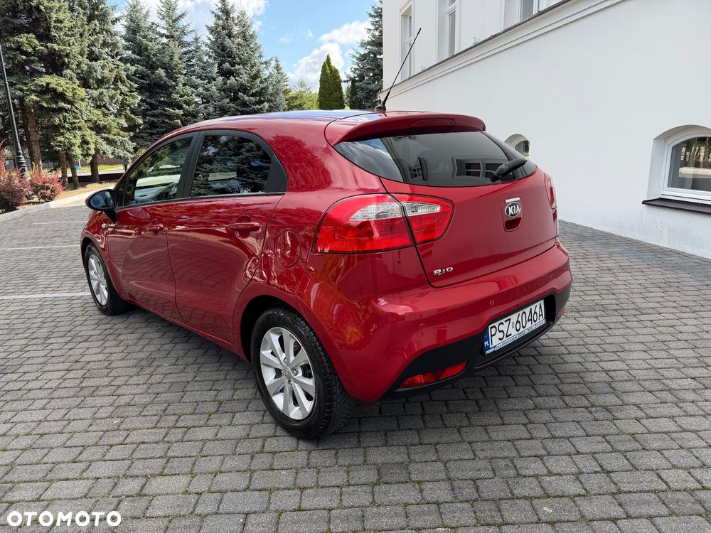 Kia Rio - 14