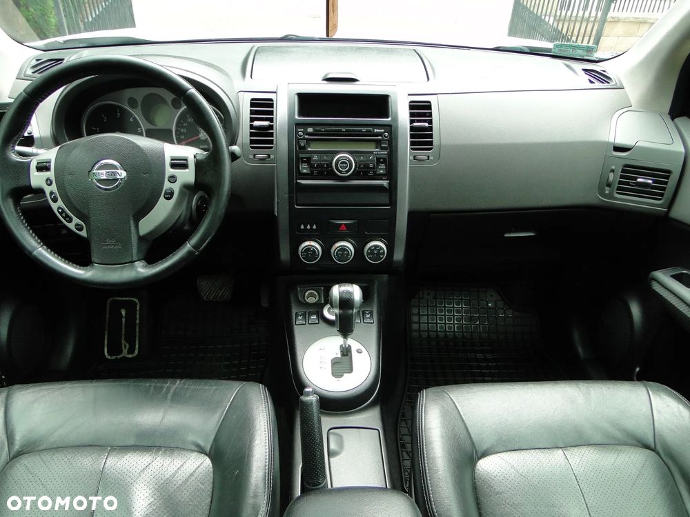 Nissan X-Trail 2.0 dCi 4x4 DPF Automatik LE - 17