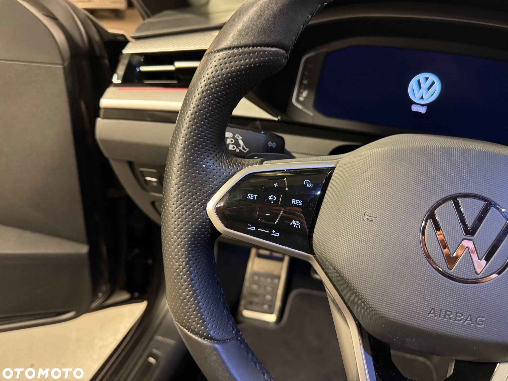 Volkswagen Arteon 2.0 TSI R-Line DSG - 21