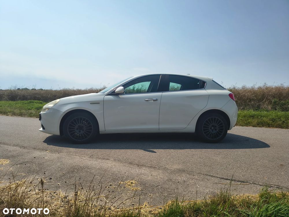 Alfa Romeo Giulietta 1.4 TB MultiAir Distinctive - 4
