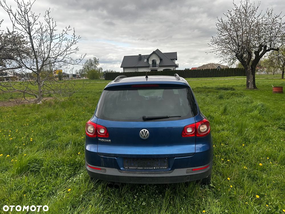 Volkswagen Tiguan - 6