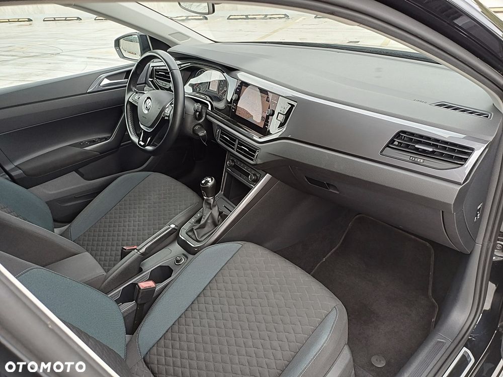 Volkswagen Polo 1.0 IQ.DRIVE - 17