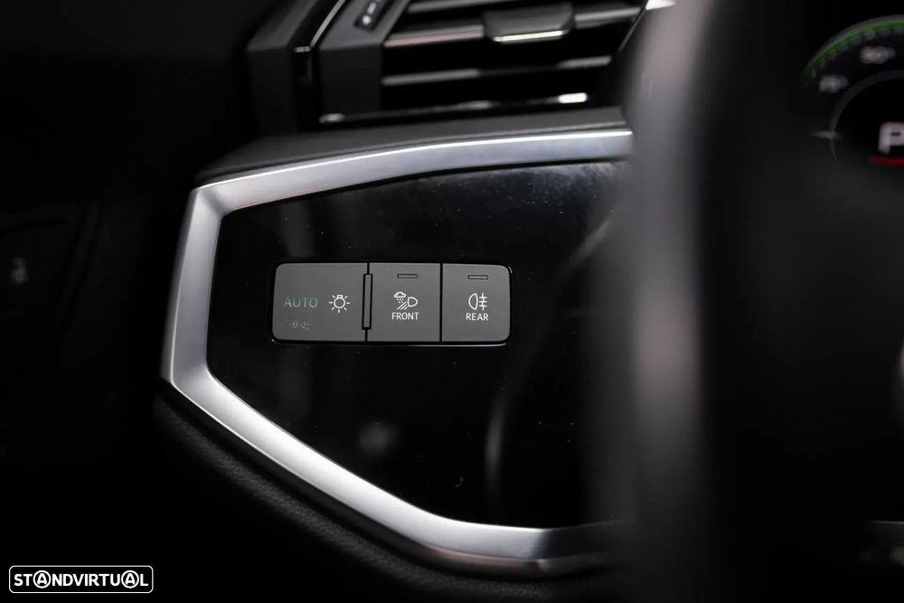 Audi Q3 Sportback 45 TFSIe S tronic - 29