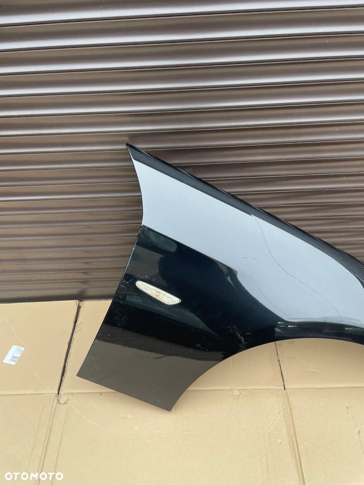 BMW E90 E91 BŁOTNIK BŁOTNIKI prawy lewy czarny 475 blacksapphire ORYGINAŁ W KOLOR - 3