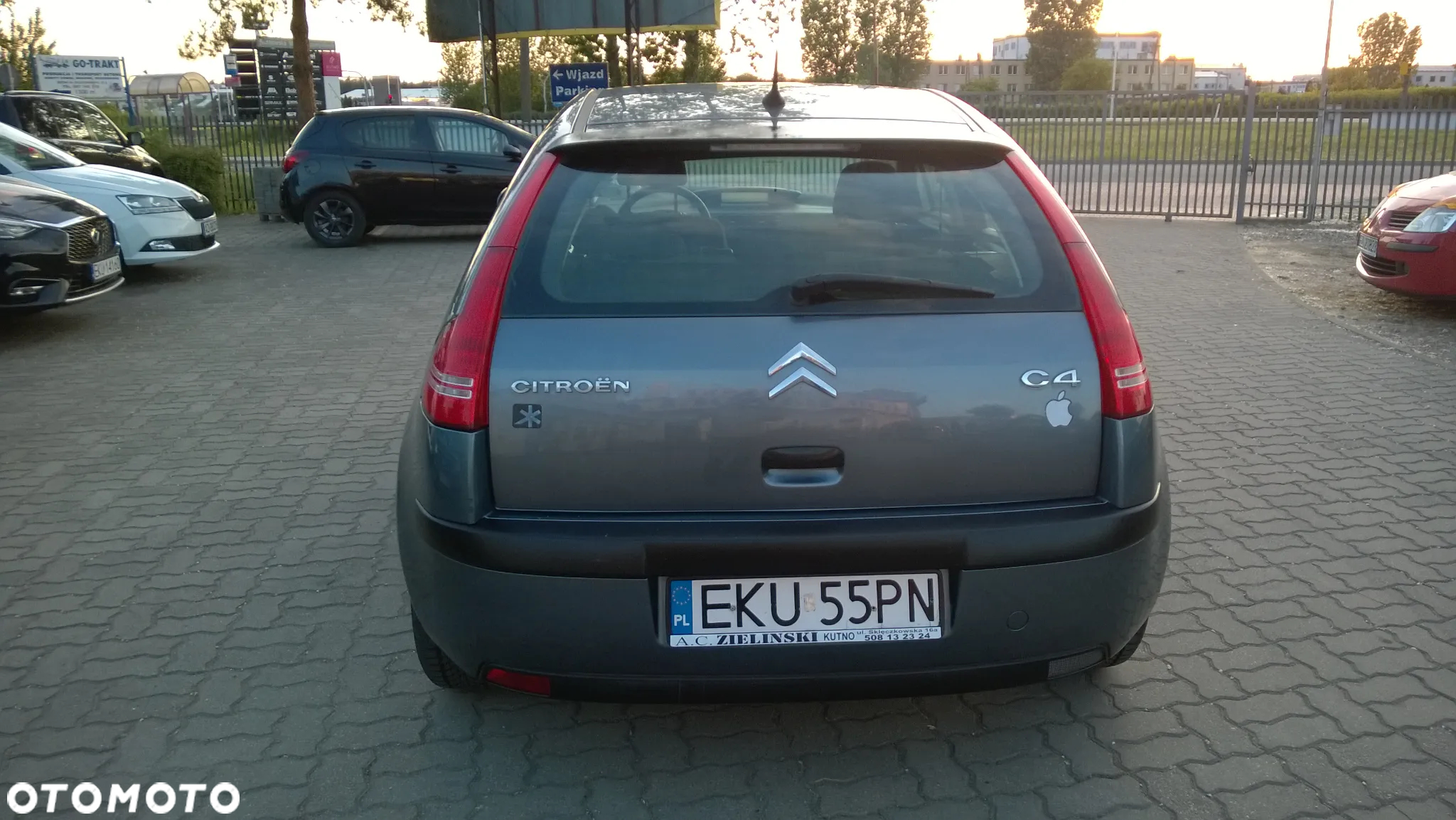 Citroën C4 1.4 16V SX - 5