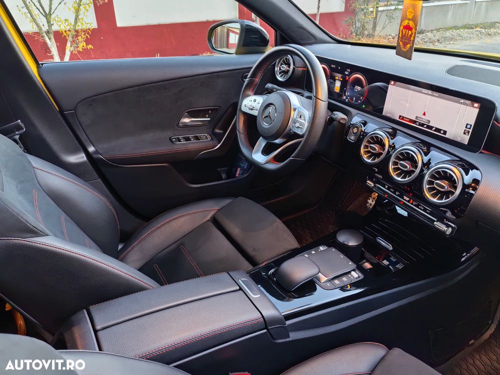 Mercedes-Benz A - 19