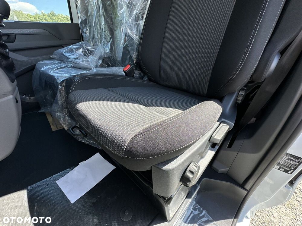 Volkswagen Transporter Furgon, 2,0TDI 150KM, 6-bieg.manualna, r.o :3500 mm - 13