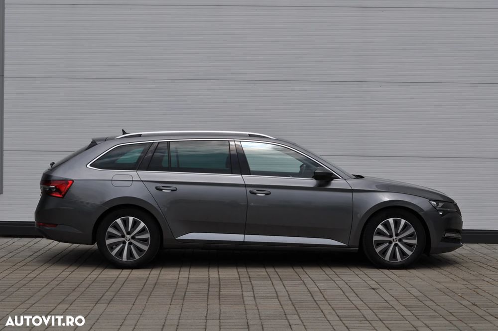 Skoda Superb 2.0 TDI DSG Style - 6