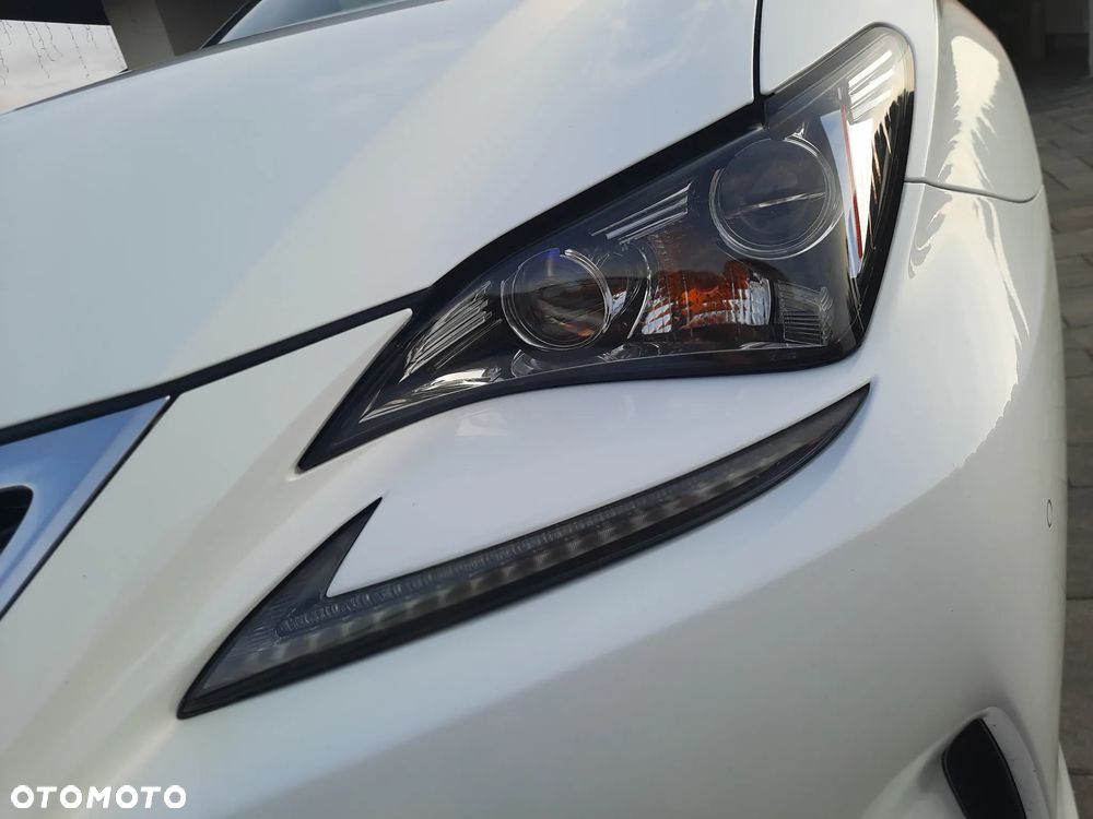Lexus RC - 28