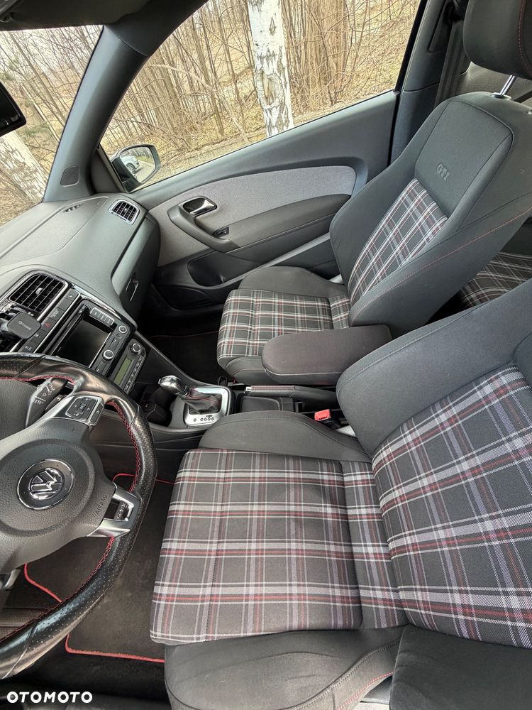 Volkswagen Polo 1.4 DSG GTI - 18