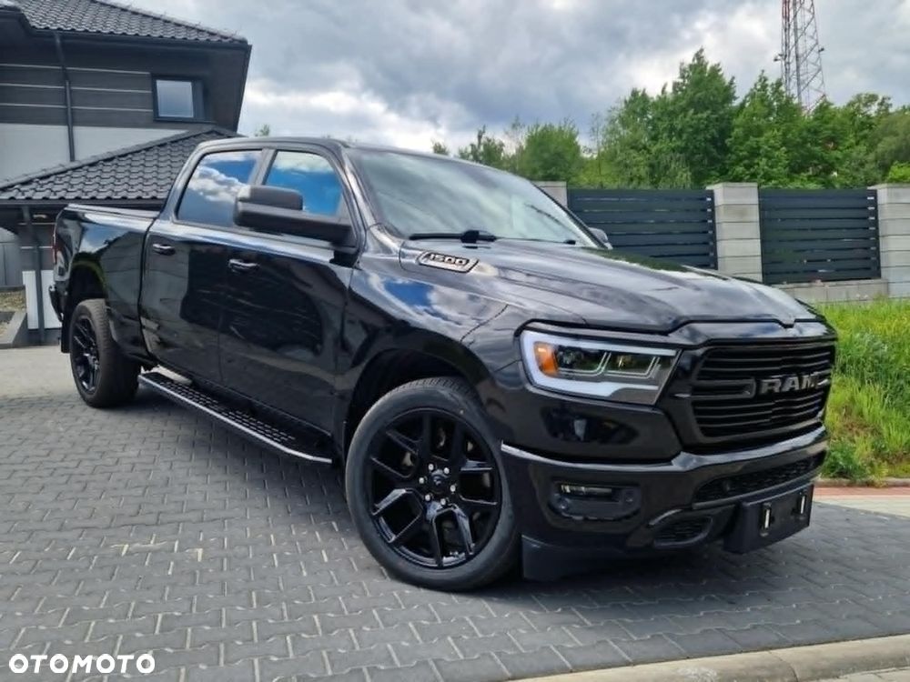 RAM 1500 5.7 Crew Cab Laramie - 2