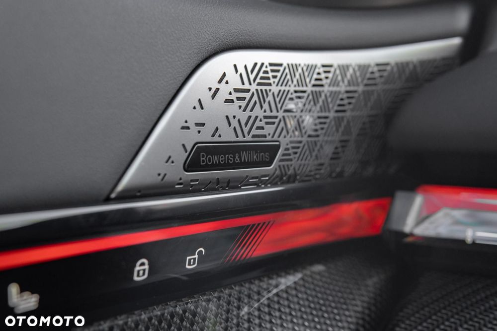 BMW i5 M60 - 33