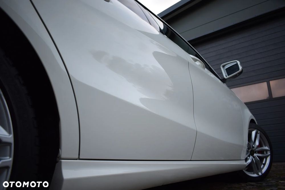 Mercedes-Benz CLA Shooting Brake 250 7G-DCT - 13