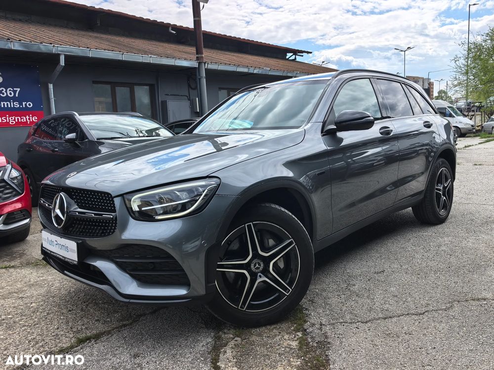Mercedes-Benz GLC 300 de 4Matic 9G-TRONIC AMG Line - 2