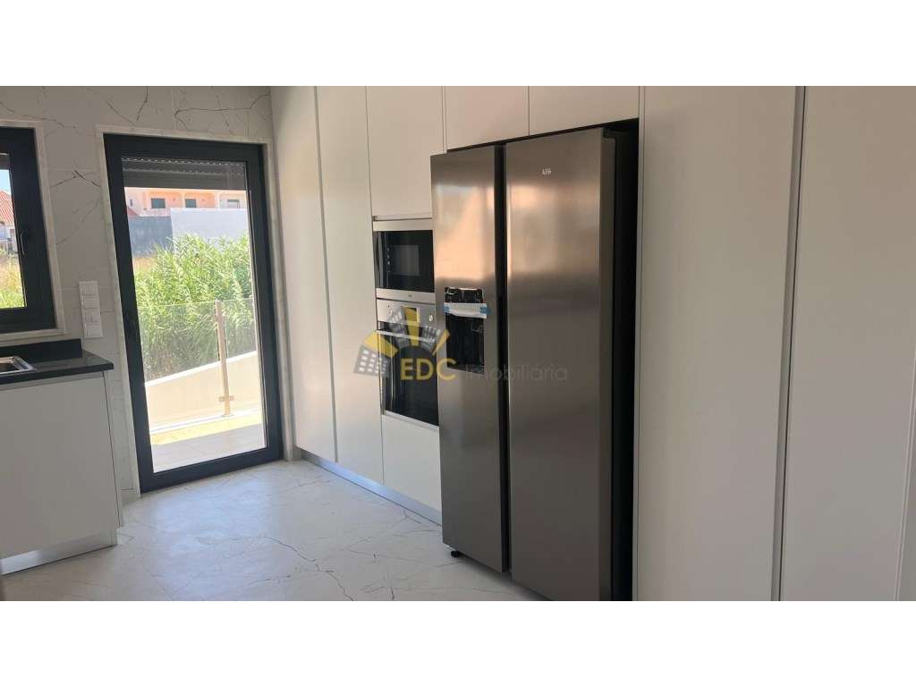 Nova Construção | MORADIA T3+1| Localizado em Algueirão ( perto cam... - Grande imagem: 4/38