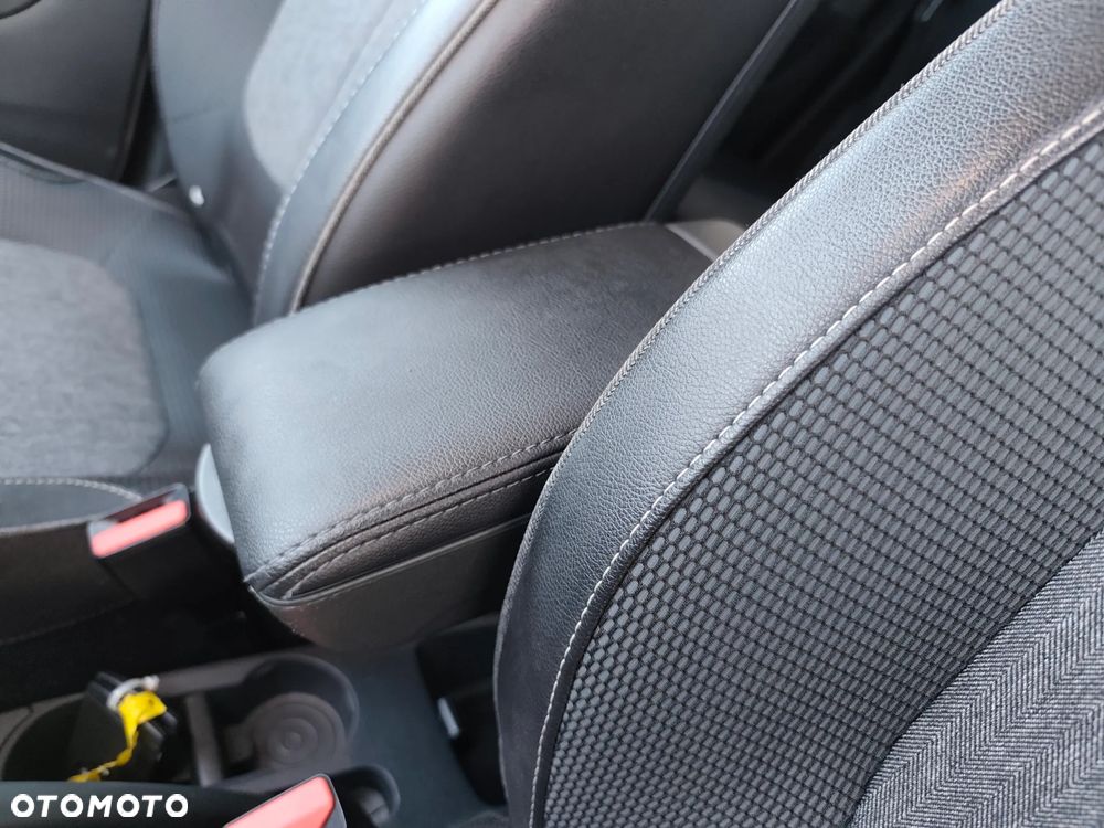 Renault Captur ENERGY TCe 90 Start&Stop Luxe - 30