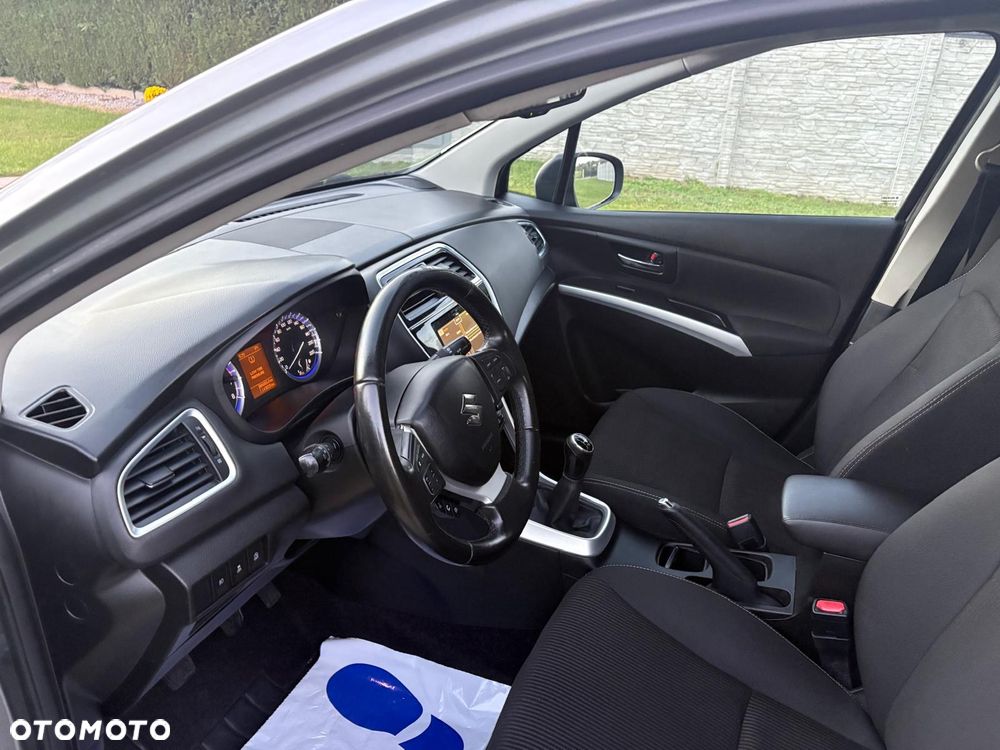 Suzuki S-Cross - 13