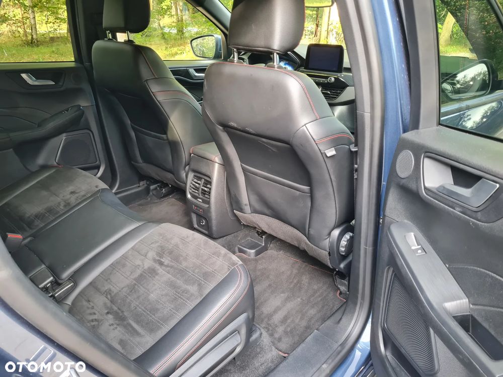 Ford Kuga 2.5 FHEV FWD ST-Line X - 12