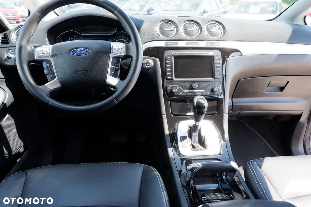 Ford S-Max 2.0 TDCi DPF Titanium - 14