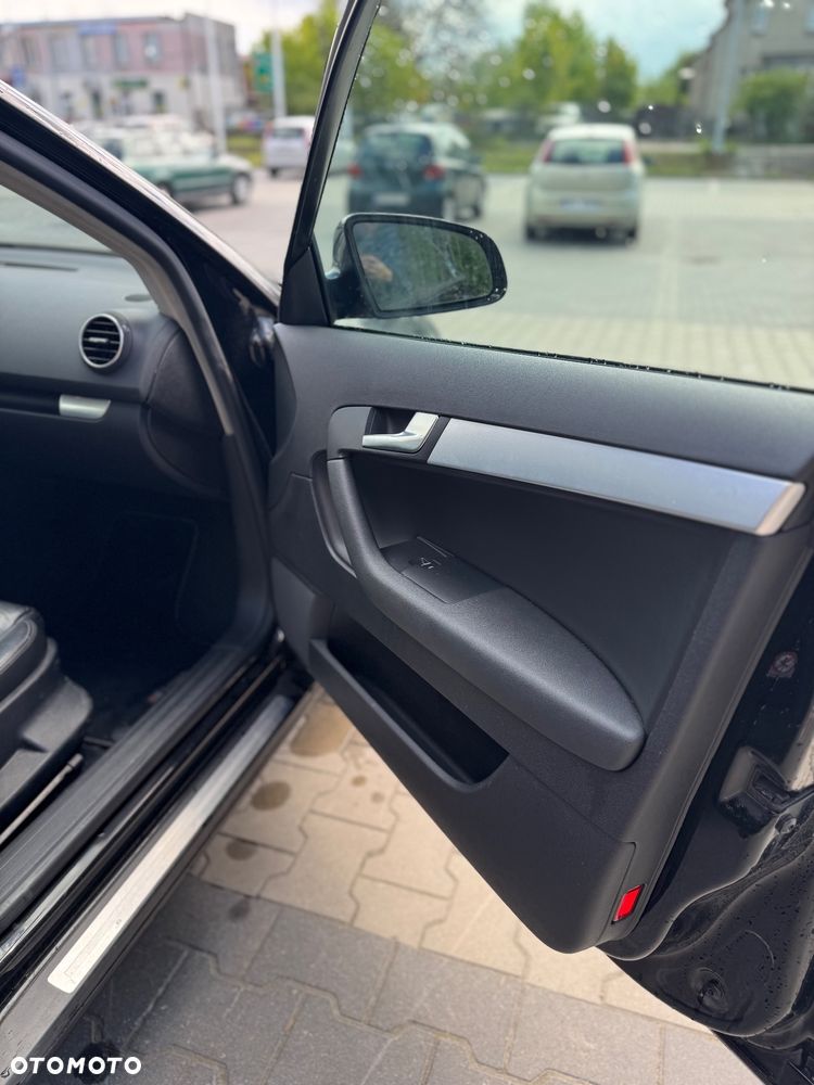 Audi A3 Sportback 2.0 TDI Ambition - 16