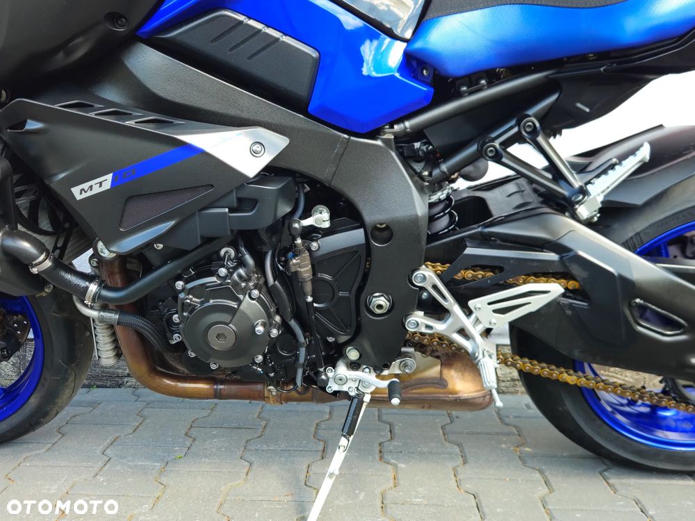 Yamaha MT - 16