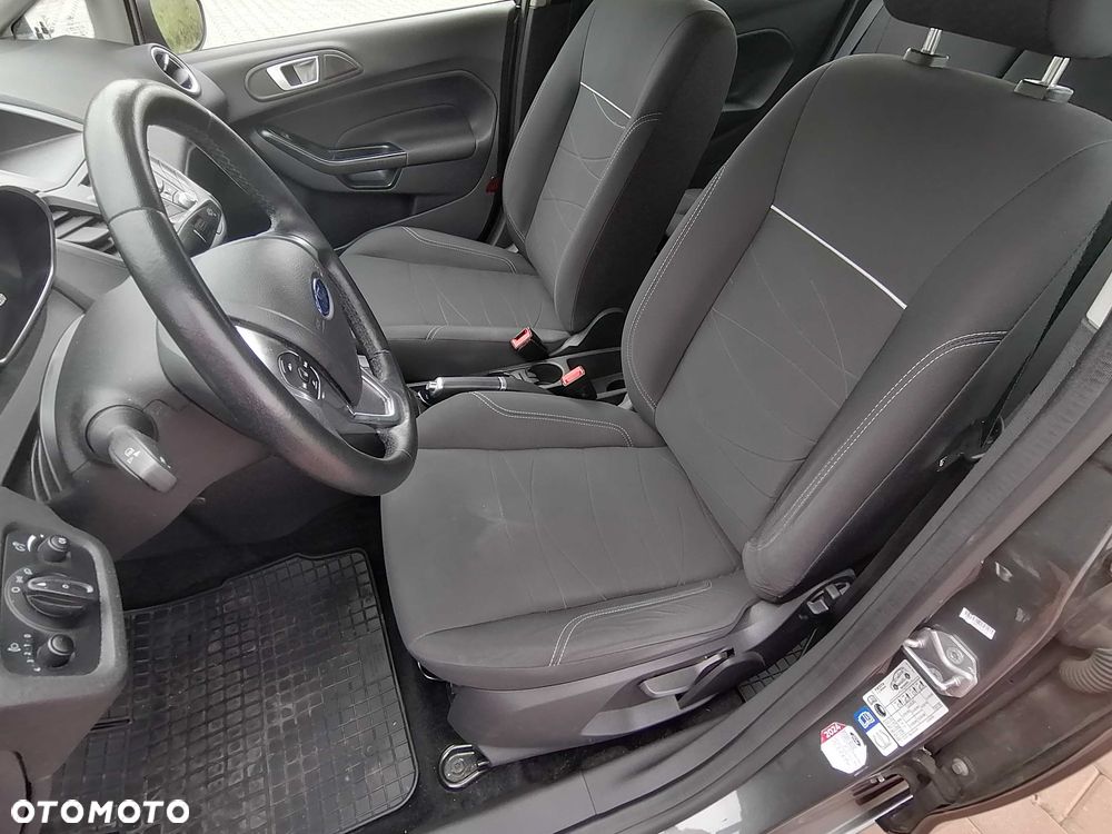 Ford Fiesta - 11