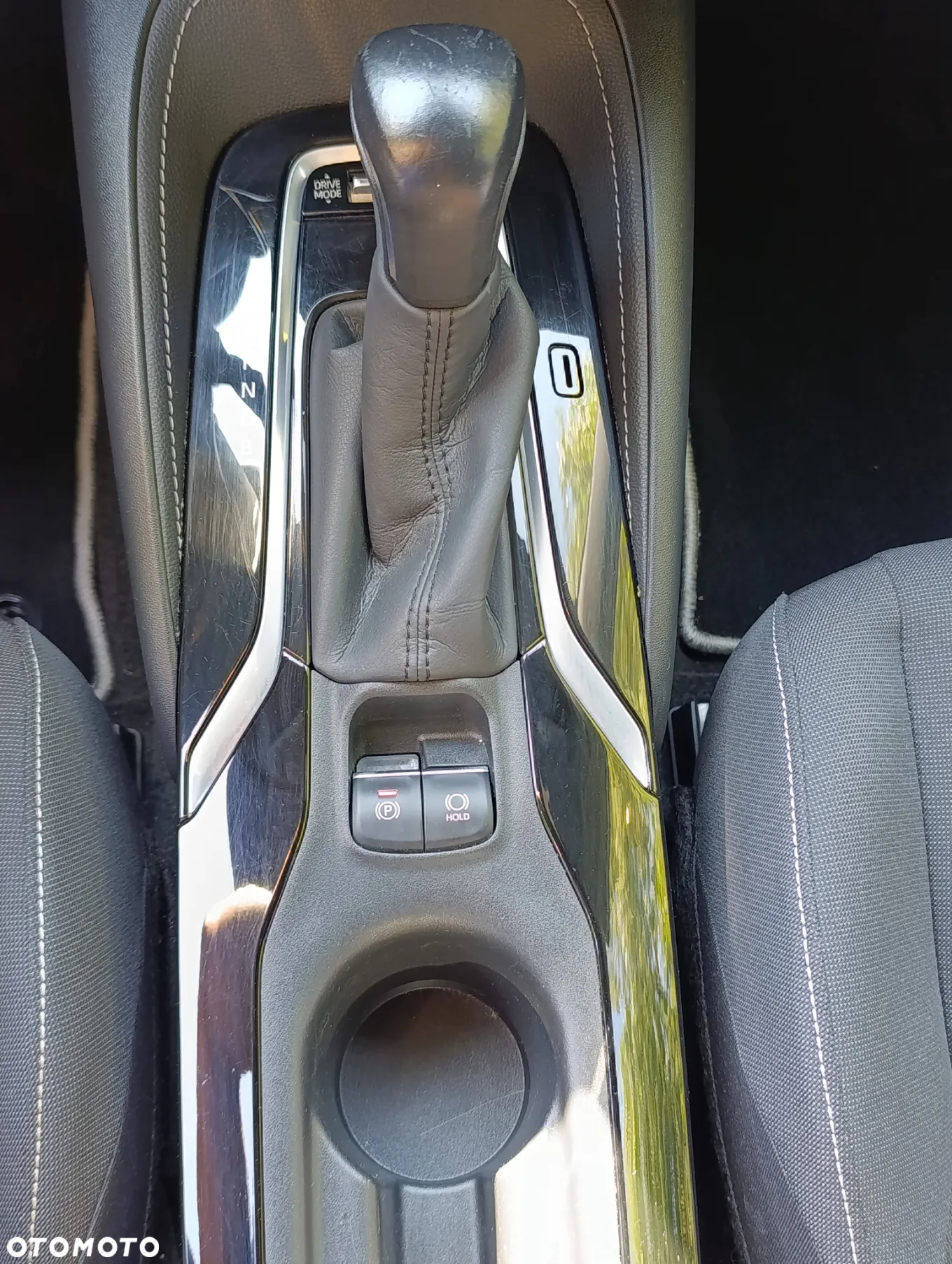 Toyota Corolla 1.8 Hybrid Comfort - 11