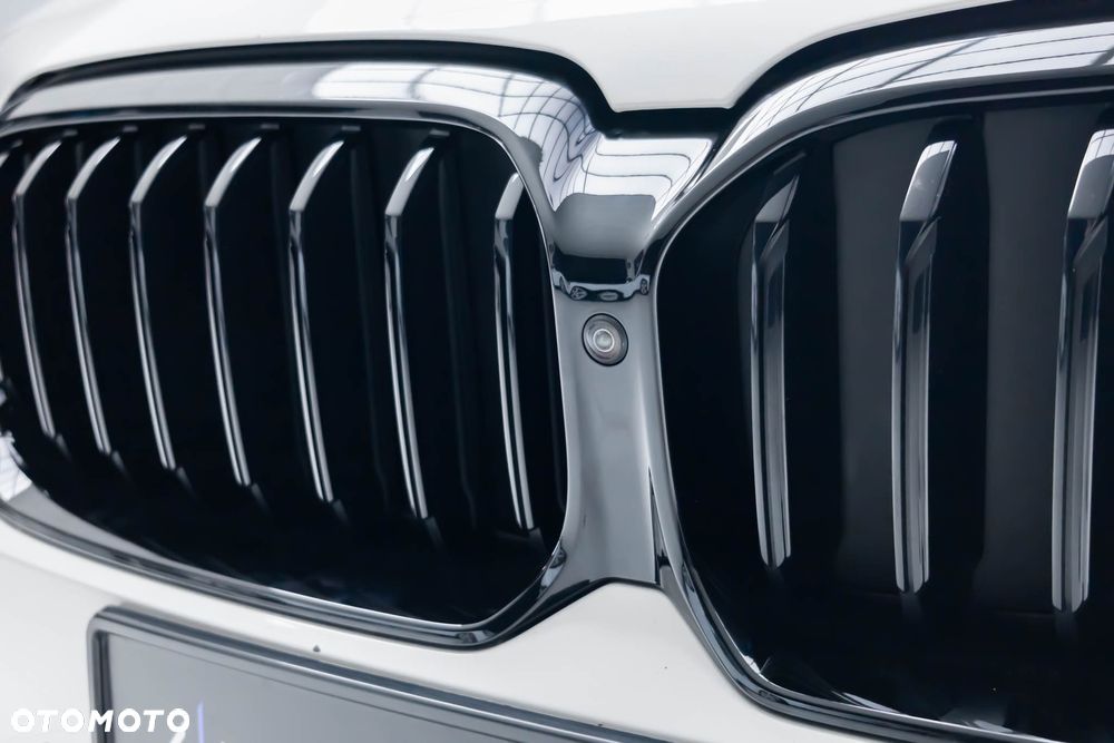 BMW Seria 5 530i xDrive M Sport Edition - 6