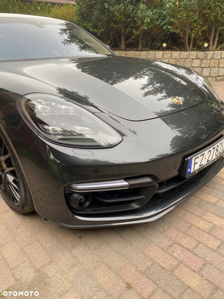 Porsche Panamera 4S Executive - 22