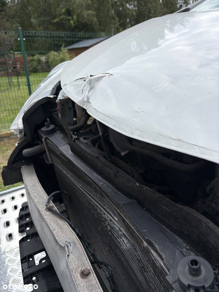Toyota Prius+ 1.8 HSD Prestige - 8