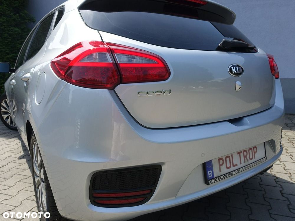 Kia Ceed - 5