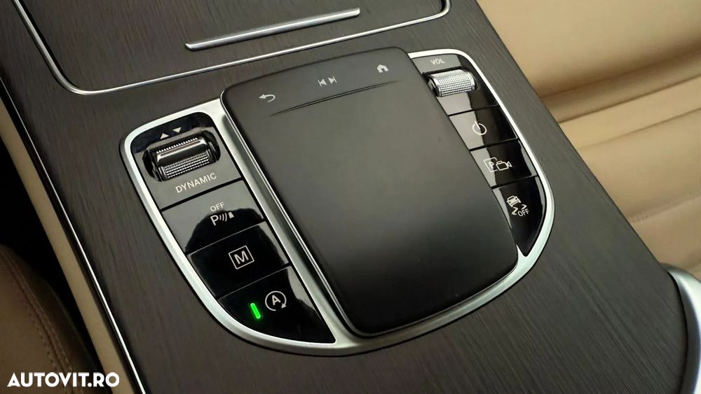 Mercedes-Benz GLC 200 d - 29
