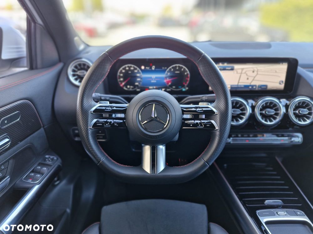 Mercedes-Benz GLA 200 mHEV AMG Line 7G-DCT - 11