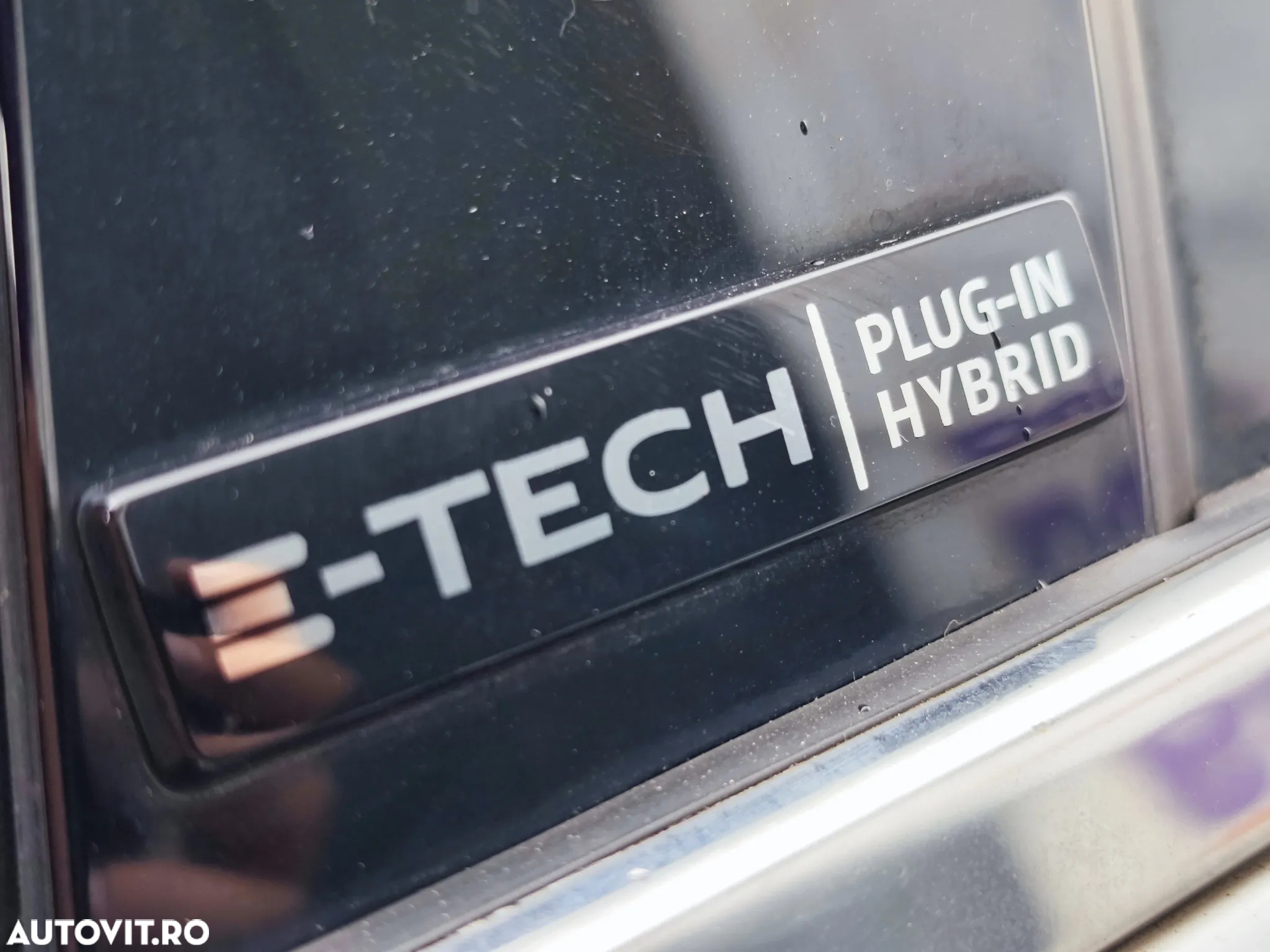 Renault Captur E-TECH PLUG-in 160 INTENS - 26
