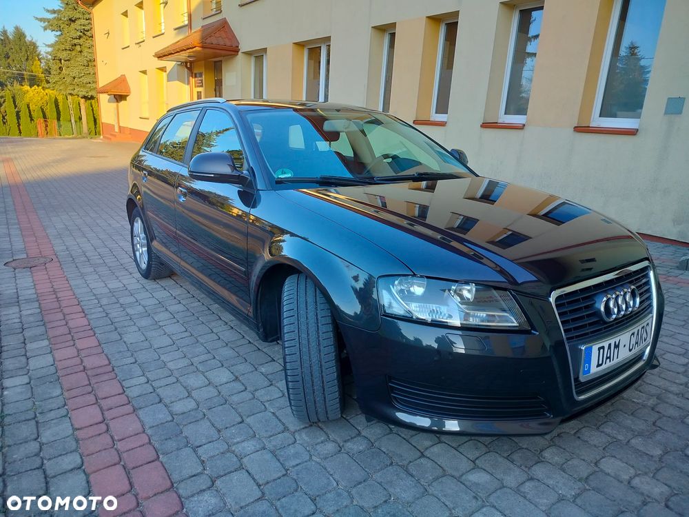 Audi A3 Sportback 1.6 Attraction - 3