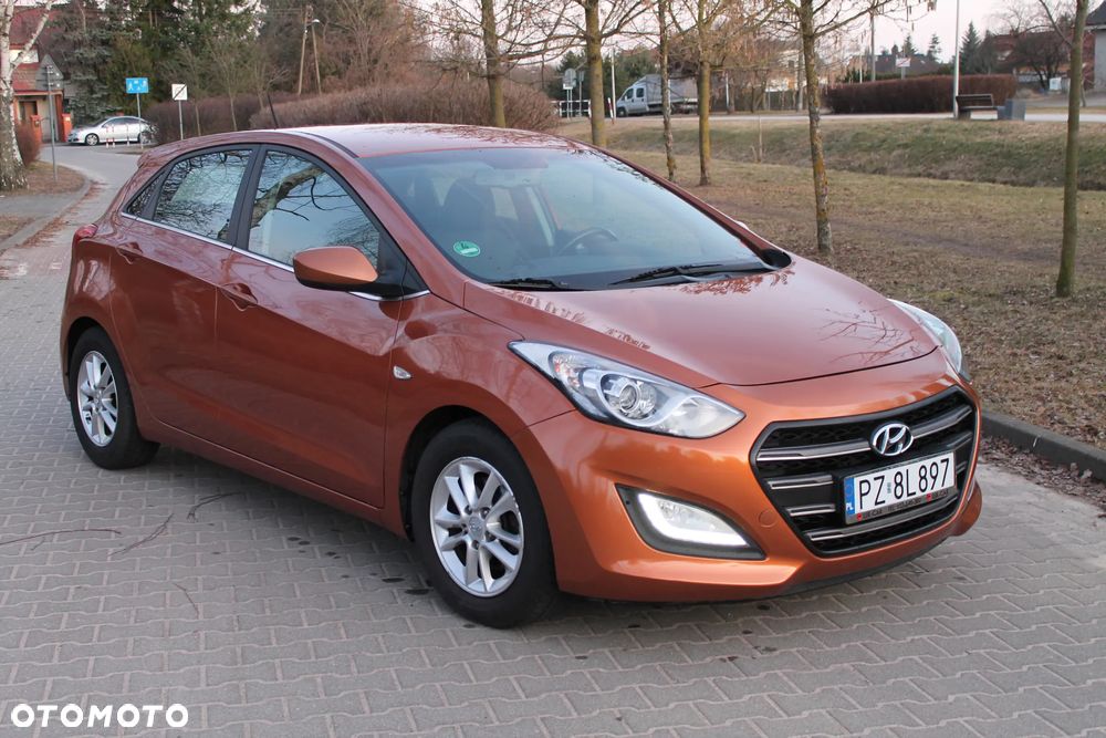 Hyundai i30 1.6 CRDi Premium - 3