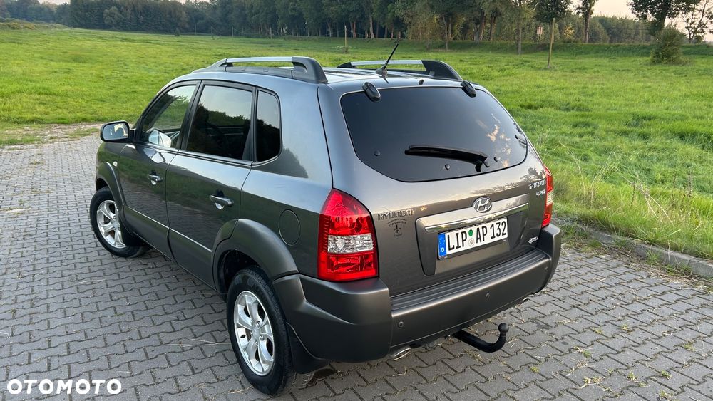 Hyundai Tucson 2.0 CRDi VGT 4WD GLS - 8