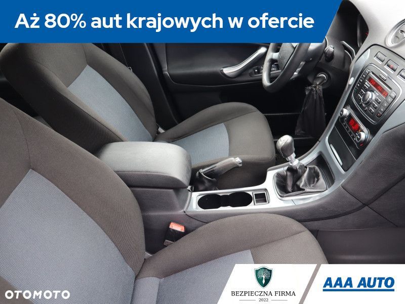 Ford Mondeo SW - 11