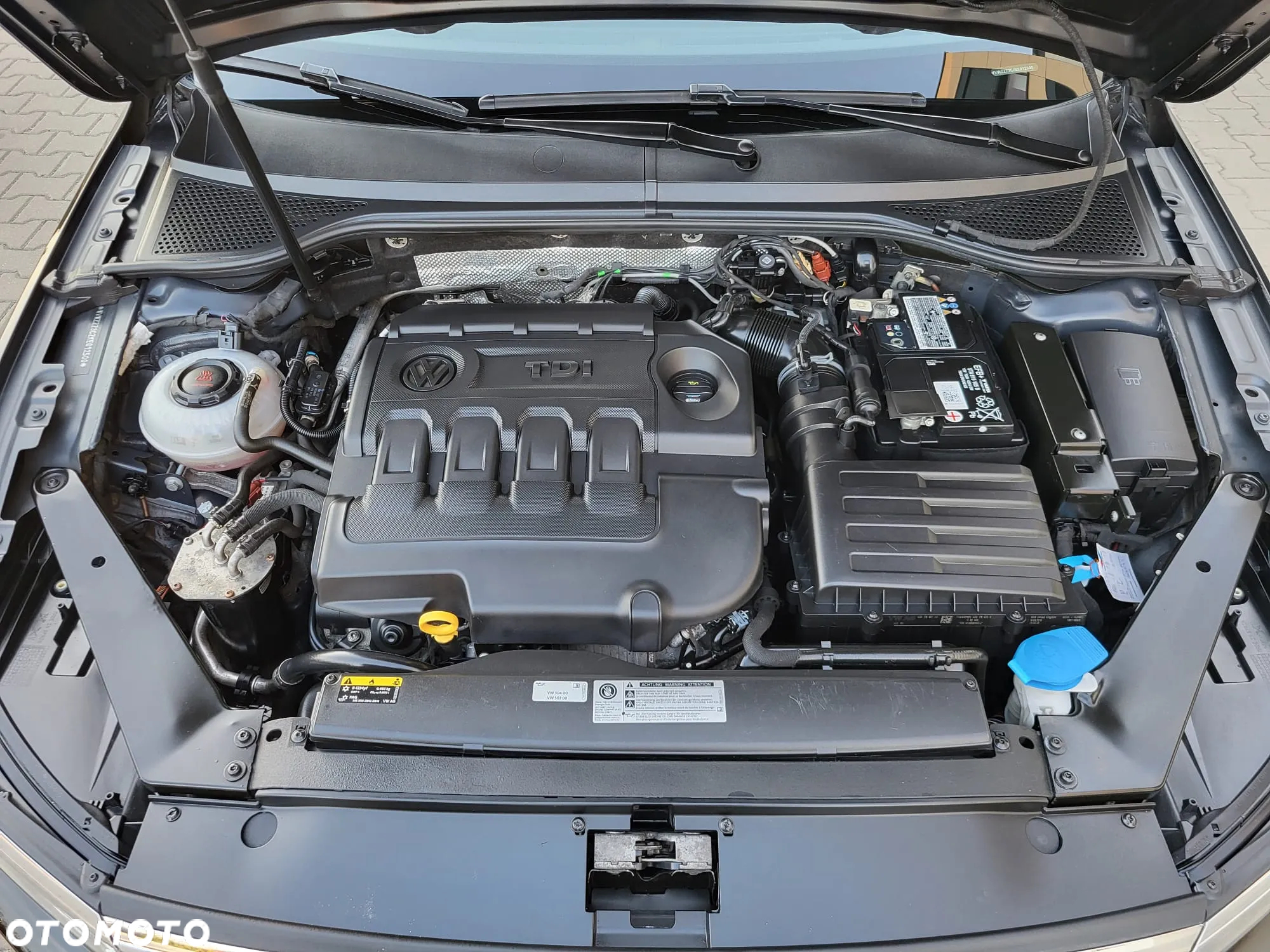Volkswagen Passat 2.0 TDI BMT Comfortline - 11
