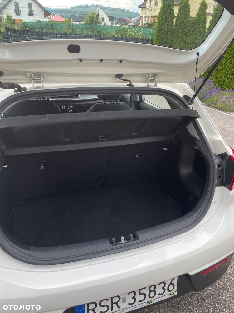 Kia Rio 1.2 Attract - 21