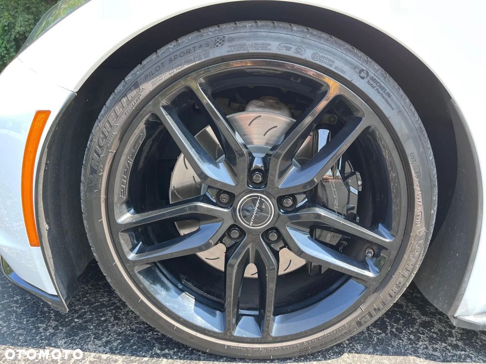 Chevrolet Corvette Stingray 3LT 6.2 V8 Automatik - 22