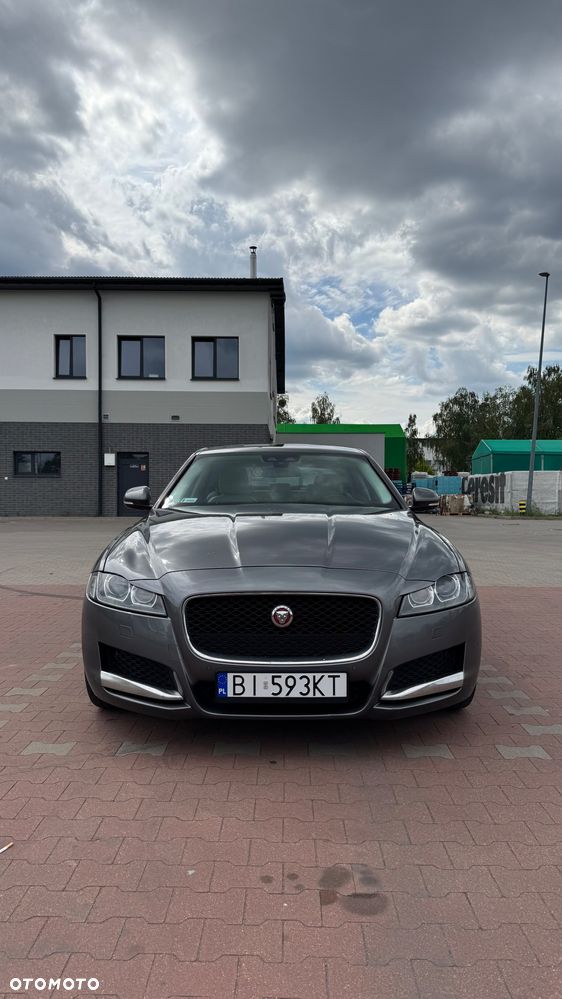 Jaguar XF 2.0 i4D Prestige - 7