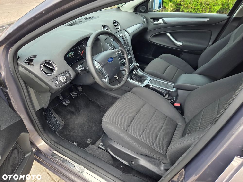 Ford Mondeo 2.0 TDCi Titanium S - 12
