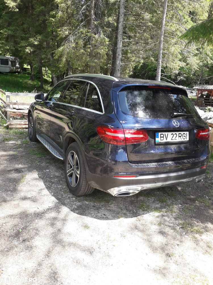Mercedes-Benz GLC - 7